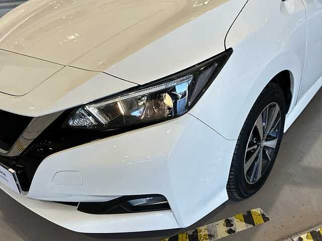 Nissan Leaf 40KWH ACENTA 40KWH 5P