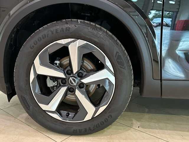 Nissan Qashqai 1.3 DIG-T MHEV 103KW N-CONNECTA 5P