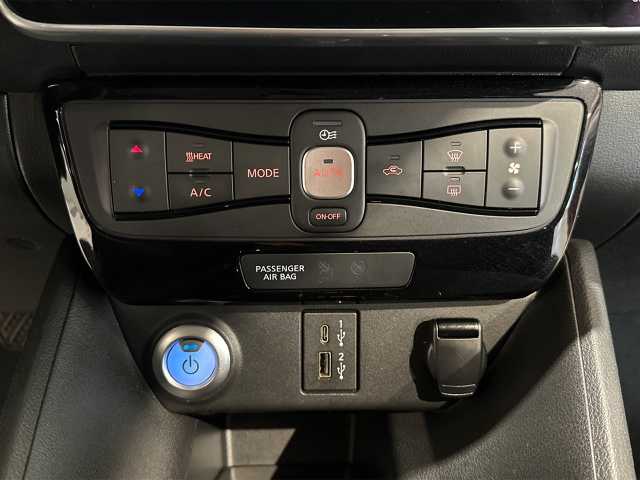 Nissan Leaf 62KWH E+ N-CONNECTA 62KWH LED 5P