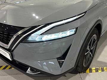 Nissan Qashqai 1.5 HEV E-POWER 140KW TEKNA AUTO 5P Katana Grey + Midnight Black Metalizado