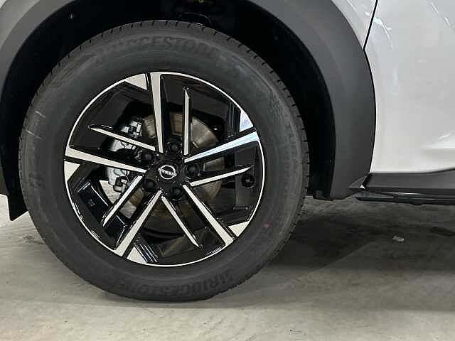 Nissan Juke 1.0 DIG-T 84KW N-CONNECTA 5P